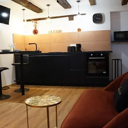 Au Refuge Des Amoureux Avec Baignoire Balneo 2 Personnes