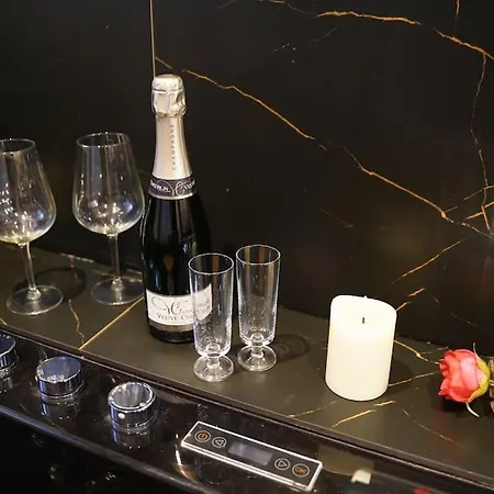 Apartment Au Refuge Des Amoureux Avec Baignoire Balneo 2 Personnes Selestat